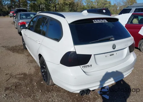 2011 BMW 328I из США, поврежденный, VIN WBAUT9C57BA191866